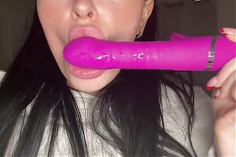Young Millie Dildo Riding and Squirting